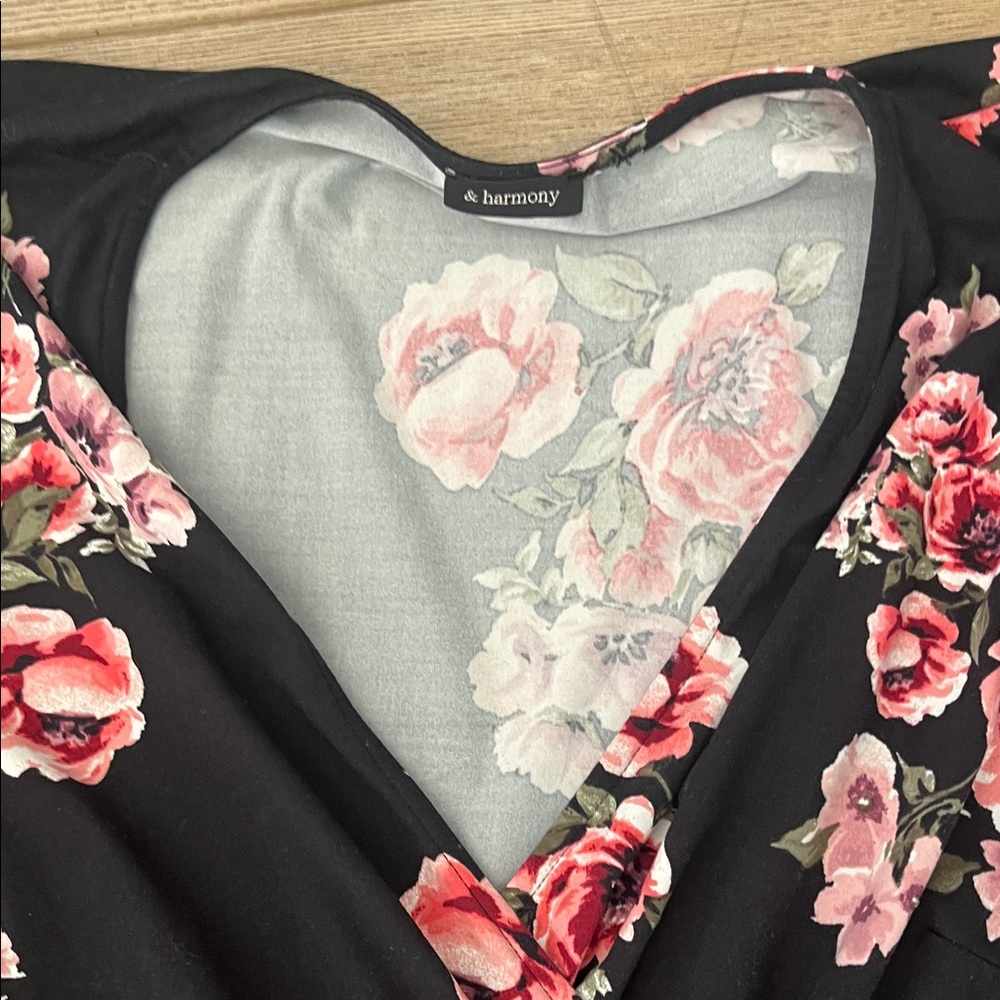 Chic Black and Pink Floral Maxi Dress - Picture 5 of 6